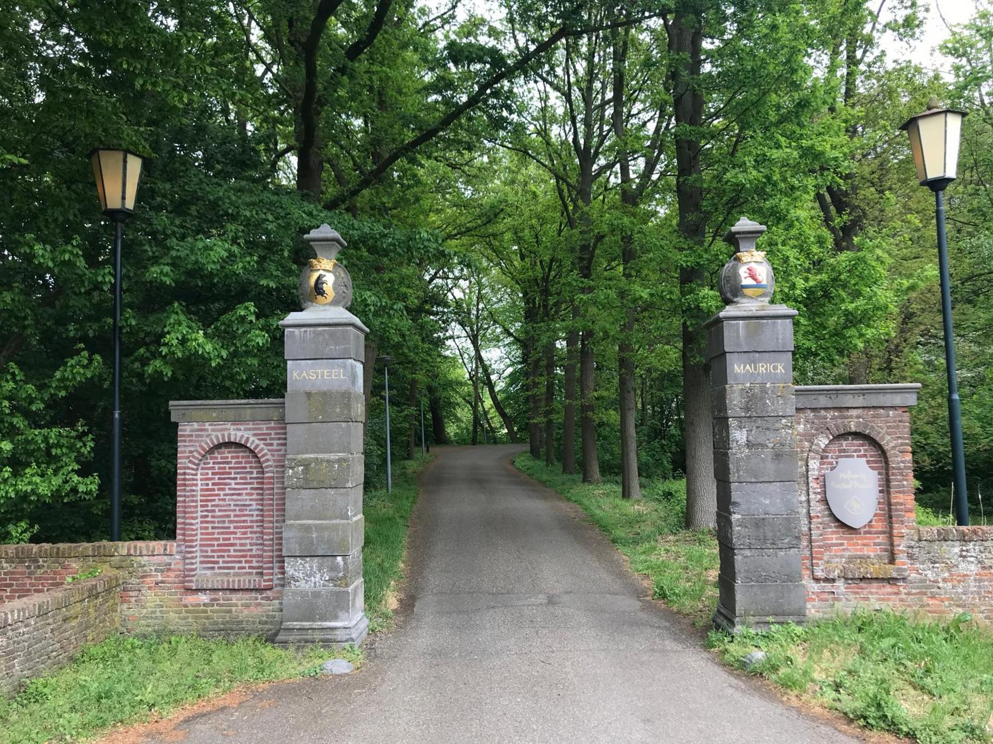 B&B 'Het Gripshuis' Vught Exterior foto